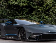 PG在线网站-欧冠半决赛之夜，伦纳德惊艳四座，当篮球巨星照亮绿茵场