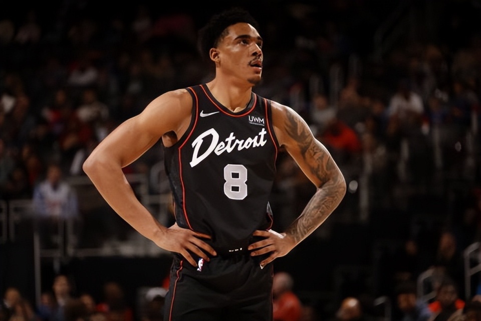 PG中国官网-猛龙全队伤愈,丧失本赛季得分后场球员